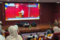 Potret Syahruddin saat sambutan pada kegiatan seminar nasional pendidikan akuntansi. (Foto: Ibnu Qayyum Abdullah)