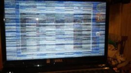 Keadaan laptop yang rusak pada bagian layar LCD, (Foto: Int.)