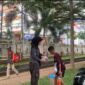 Dokumentasi Mahasiswa Jurusan Matematika pada saat menjalankan pengabdian simpati, (Foto : Ist)