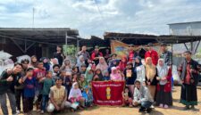 Foto bersama IMM UNM dan Anak-anak Kampung Pandang, (Foto: Ist.)