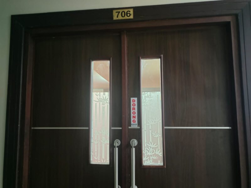 Foto depan ruangan WR 2 UNM, (Foto: Muh. Zaki Mubarak)