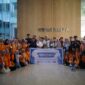 Foto bersama peserta, panitia, dan pihak Kalla Group saat kunjungan di Wisma Kalla, (Foto: Ist.)