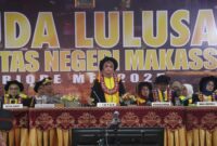 Potret Aslinda menghadiri acara wisuda reguler periode mei, (Foto: Dok. Profesi)