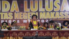 Potret Aslinda menghadiri acara wisuda reguler periode mei, (Foto: Dok. Profesi)