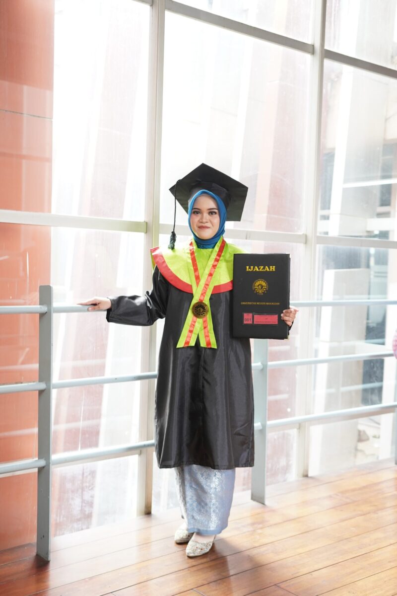 Potret Wisudawan Terbaik Fakultas Teknik Periode Mei, (Foto:Ist)