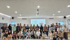 Dokumentasi Foto Bersama Peserta dan Panitia setelah Workshop 
