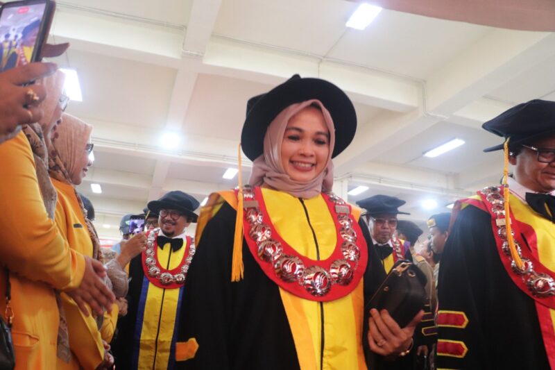 Potret aslinda pada acar Wisuda bulan Februari 2025, (Foto: dok. Profesi.)