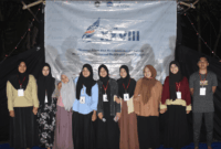 Foto bersama Setelah Penampilan pada Malam Kegiatan Nalar Eskpresi oleh Kelompok 3 (Foto: Ist)