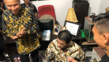 Potret Wakil Menteri Desa dan  Pembangunan Daerah Tertinggal saat berkunjung di Bank sampah Coko Nuri, (Foto: Dok. Profesi)