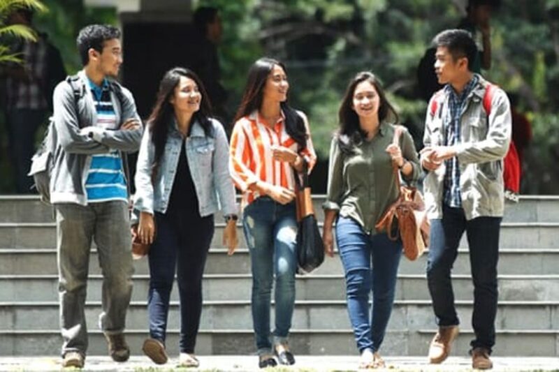 Potret sekelompok anak kuliah, (Foto:Int.)
