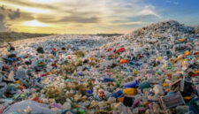 Potret tumpukan sampah plastik, (Foto: Int.)