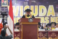 Pidato wisuda oleh Rektor UNM, (Foto: Dok.Profesi)