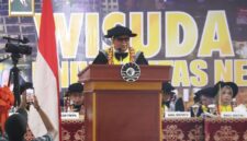 Pidato wisuda oleh Rektor UNM, (Foto: Dok.Profesi)