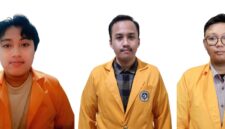 Potret tiga mahasiswa pengembang website codetrack, Foto: (Ist.)