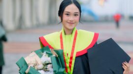 Potret Jessica Crisfin Lapendy lulusan terbaik FT (Foto:ist)