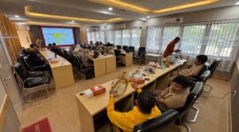 Foto Suasana Workshop Tinjauan Kurikulum Program Studi Rekayasa Industri (foto:ist.)