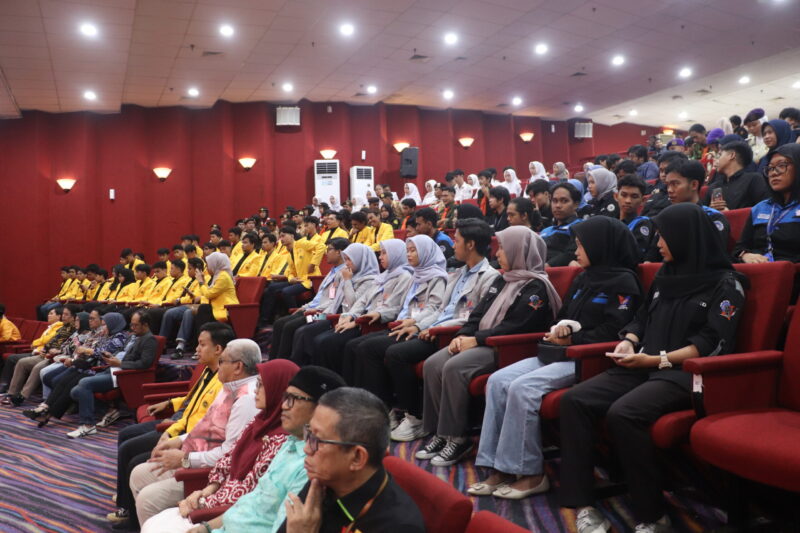 Pelaksanaan Pelantikan LK UNM, (Foto: Hafid Budiawan.)