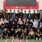 Foto bersama kedua tim setelah pertandingan bersama para supporter, (Foto: Ist.)