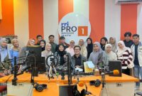 Foto Lembaga Pers Kampus Kelakukan Kunjungan Media di RRI, (Foto: Ist.)