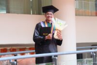 Mirza Kamal Pahlevi Wisudawan Terbaik I FBS UNM (Foto: Ist)