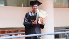 Mirza Kamal Pahlevi Wisudawan Terbaik I FBS UNM (Foto: Ist)