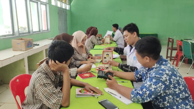 Potret pelaksanaan praktikum Fisika pada siswa SMA 8 Pangkep, (Foto: Ist.)