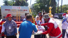 Potret saat Penerimaan Hadiah Juara Umum 1 Tingkat Madya, (Foto: Dok. Profesi)