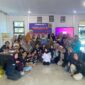 Foto bersama tim PPK Ormawa FIS-H UNM bersama masyarakat setelah melakukan pelatihan (Foto:ist.)