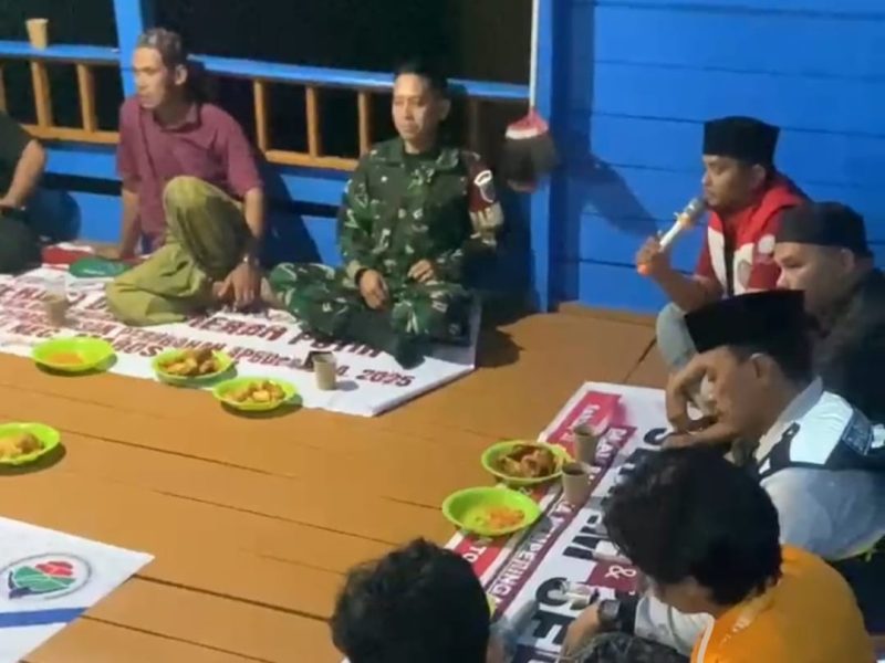 Potret saat mahasiswa KKN lakukan Dialog Budaya bersama masyarakat Desa Borimasunggu, Kec. Maros Baru, (Foto : Ist.)