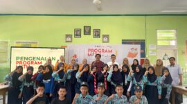 Potret foto bersama di kegiantan Math Healing, (Foto: Ist.)