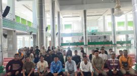 Foto Bersama Mahasiswa KKN UNM dan Pemuda Kab. Pangkep Setelah Kegiatan Selesai, (Foto: Ist.)