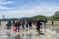 Potret Mahasiswa pada Saat Kegiatan FIS-H Green Camp di Takalar, (Foto: Ist.)