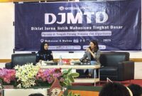 Prosesi pemaparan materi presenting, (Foto: Profesi)