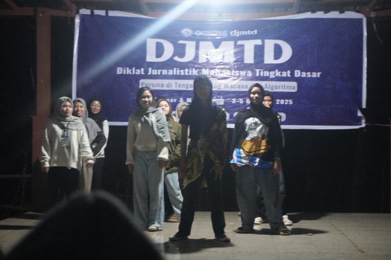 Keseruan peserta DJMTD saat tampil tengah malam, (Foto: Profesi)