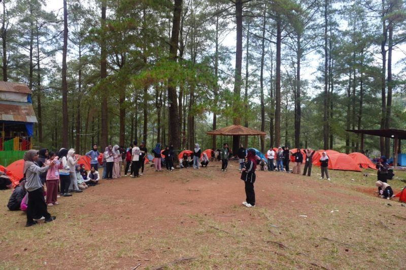 Potret peserta melakukan Widyawisata ke Malino, (Foto: Profesi)