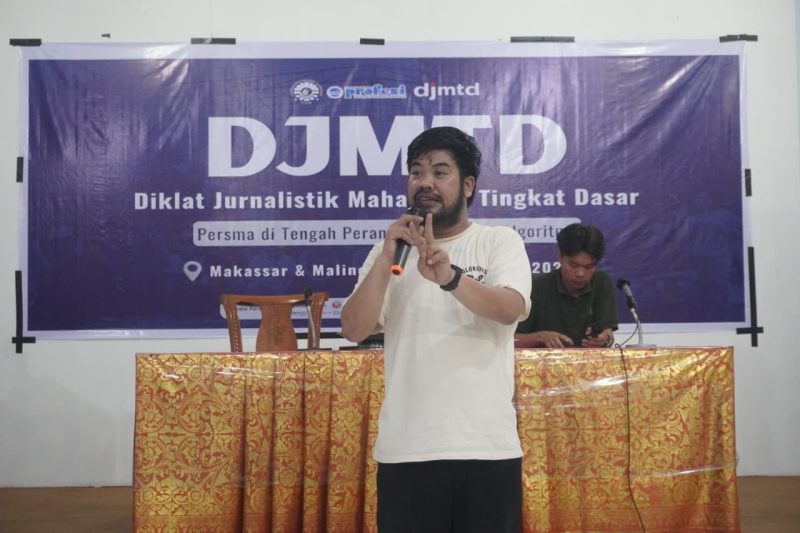 Potret Asri Ismail dalam membawakan materi, (Foto: Profesi)