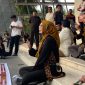 Potret Senat UNM Saat Turun Menemui Massa Aksi, (Foto: Ficka Aulia Khaerunnisa)