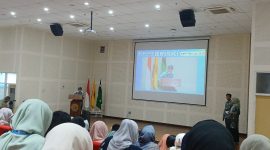 Potret ketua panitia ketika memberikan sambutan, (Foto: Eka Septi Irianti)