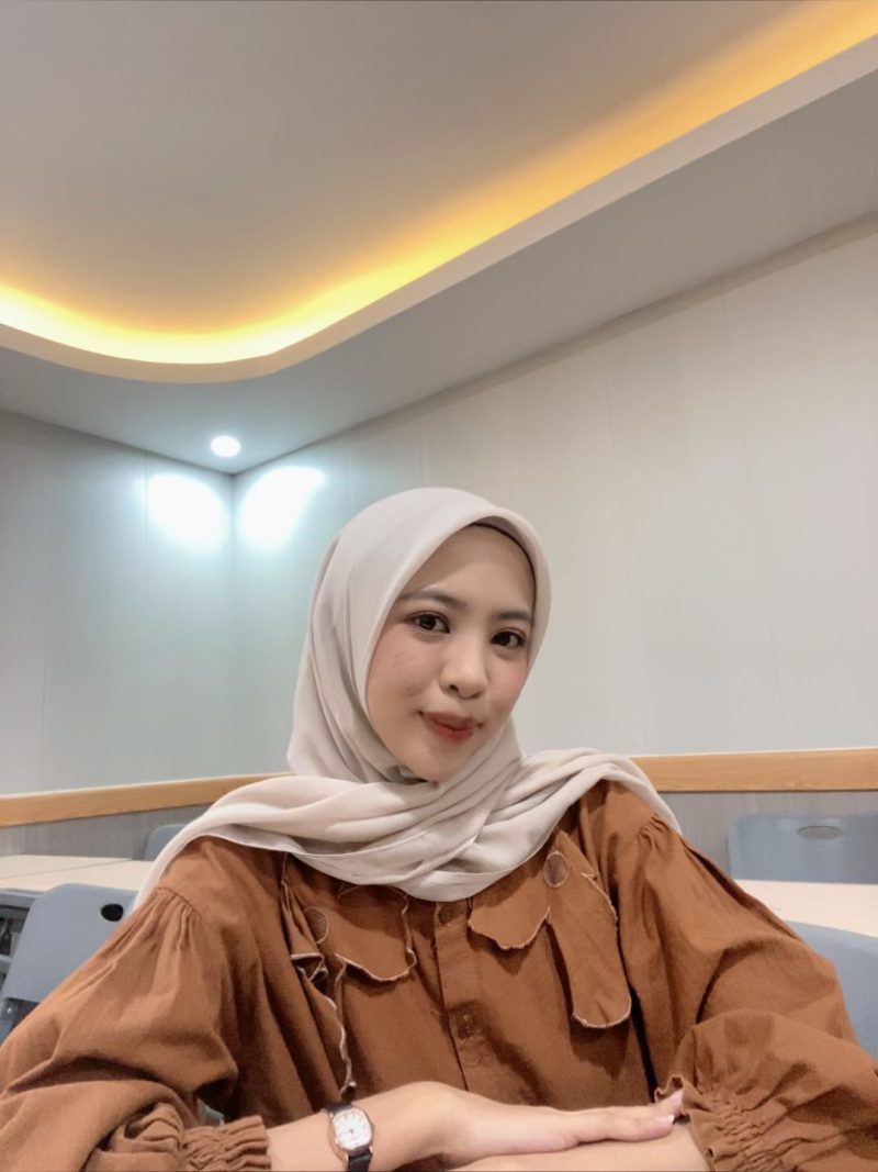 Potret Aziza Pratiwi 2023 jurusan sosiologi, (Foto: Ist.)