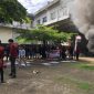 Potret LK FEB saat aksi (Foto: Rahmadani)