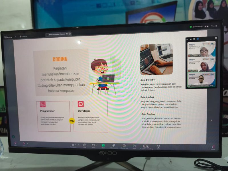 Berlangsungnya kegiatan Webinar Coding melalui Zoom Meeting, (Foto: Ist.)