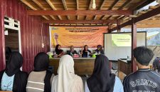 Potret pengabdian masyarakat  FIS-H UNM di Desa Nisombalia Maros, (Foto: Ist.)