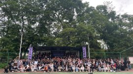 Potret foto bersama mahasiswa baru FBS UNM, (Foto: Ist.)
