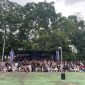 Potret foto bersama mahasiswa baru FBS UNM, (Foto: Ist.)