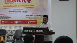 Potret bapak Rahmatullah Guru Besar FEB UNM sebagai Keynote Speaker pada Makro 2025, (Foto: Ist.)
