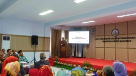 Potret Abdul Haris, ketua jurusan fisika dalam sambutan saat pembukaan Fisika Open,(Foto: Ist.)