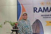 Potret Plh Rektor UNM saat memberikan sambutan pada acara ramah tamah Pascasarjana, (Foto: Annisa Nur Imani)