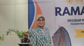 Potret Plh Rektor UNM saat memberikan sambutan pada acara ramah tamah Pascasarjana, (Foto: Annisa Nur Imani)