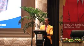 Potret sambutan ketua IKA FT UNM (Foto: Muh Apdal Adriansyah)