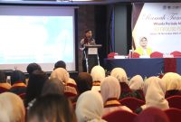 potret perwakila wisudawan dalam menyampaikan pesan dan kesan dalam ramah tamah Psikologi ( Foto: Qufron)